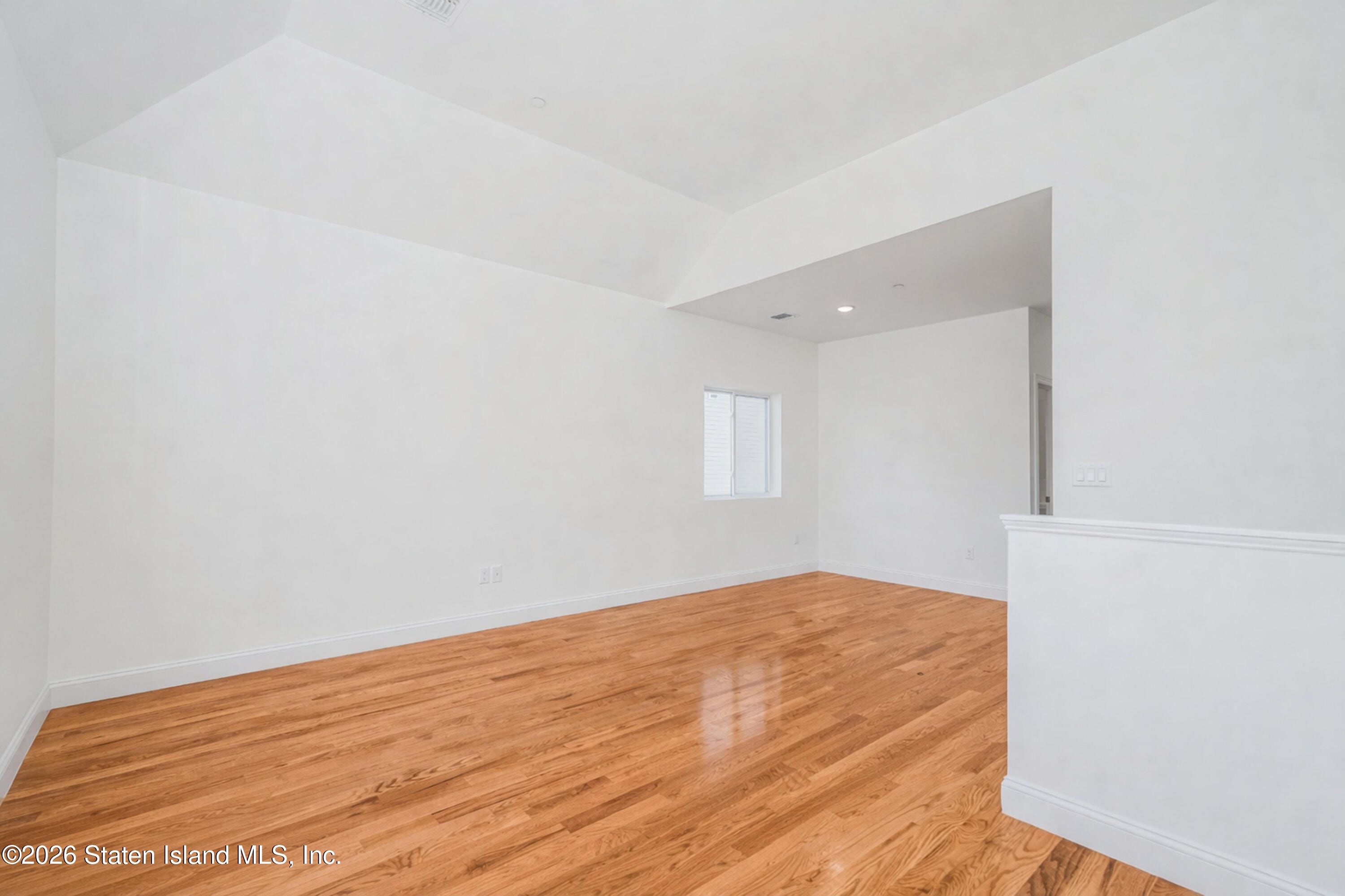 24 Shaughnessy Lane, Staten Island, NY, 10305 image 19