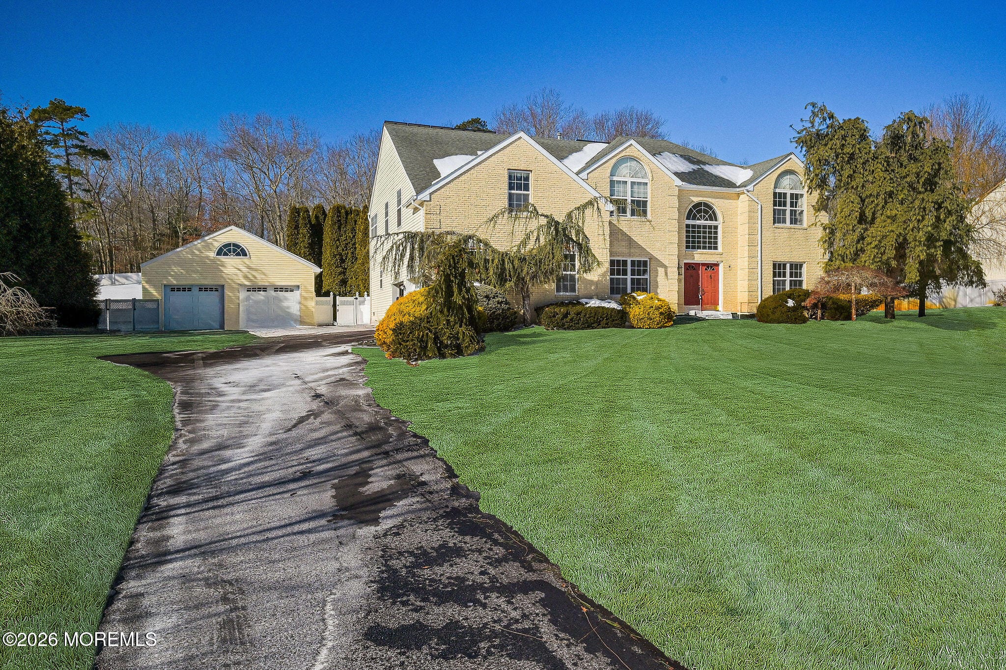 302 E Bird Village Road Image 5