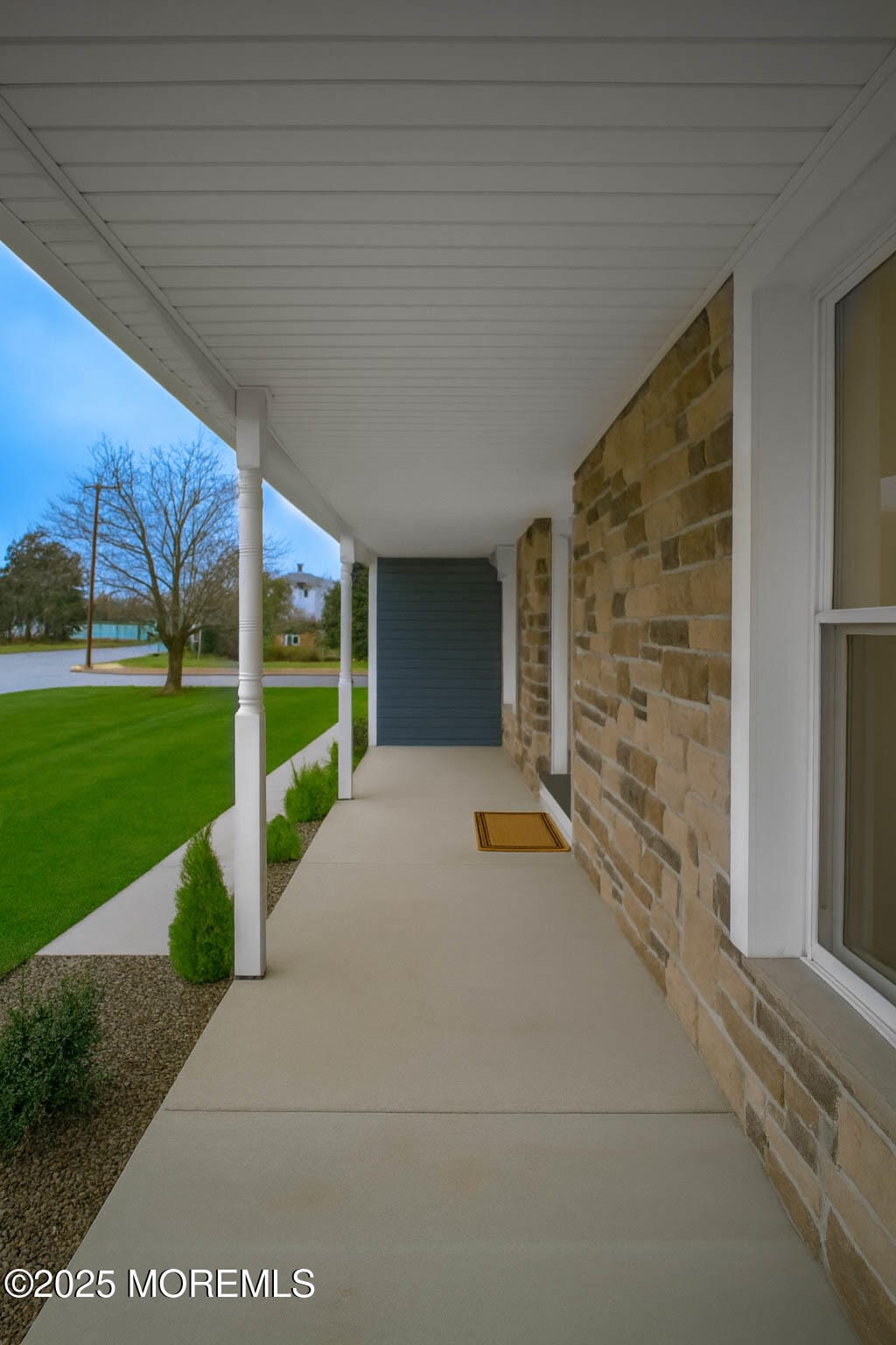 125 N Shore Road Image 5