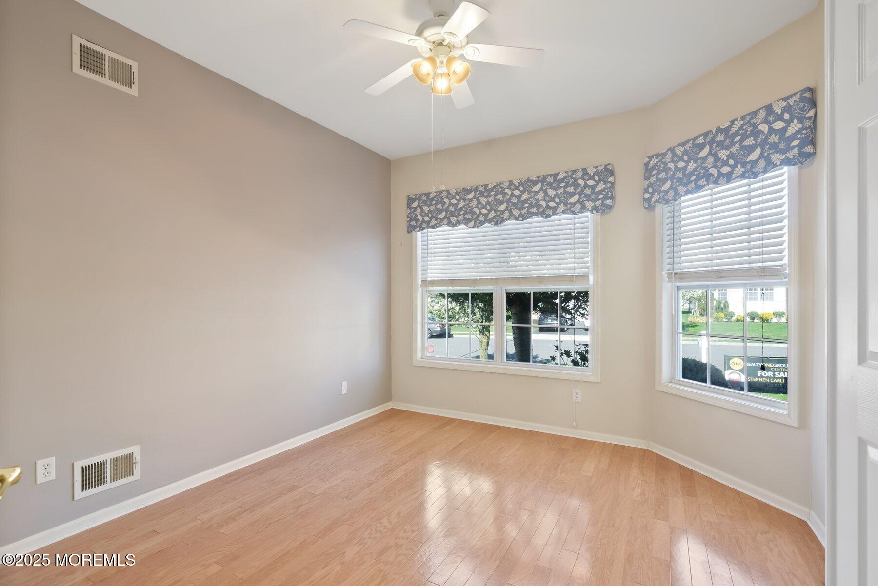 24 Little Leaf Lane, Howell, NJ, 07731 image 9