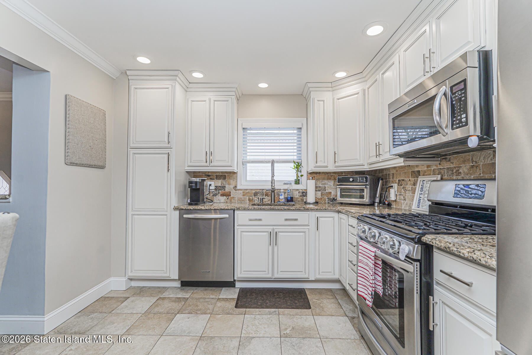 25 Bamberger Lane, Staten Island, NY, 10312 image 12