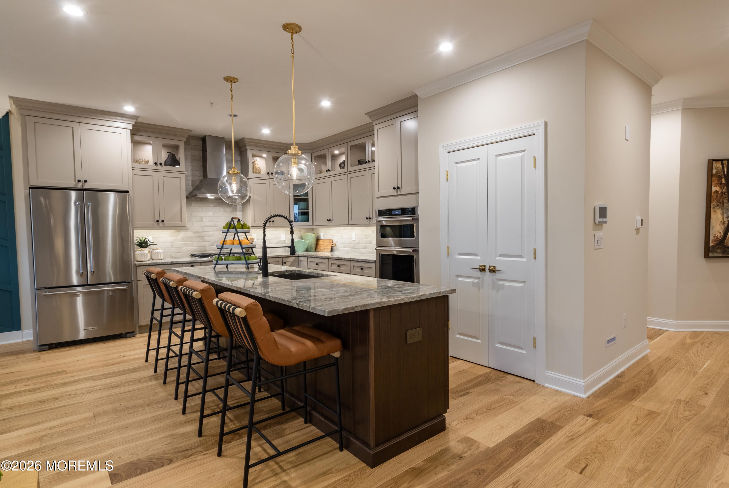 5 American Way Image 2