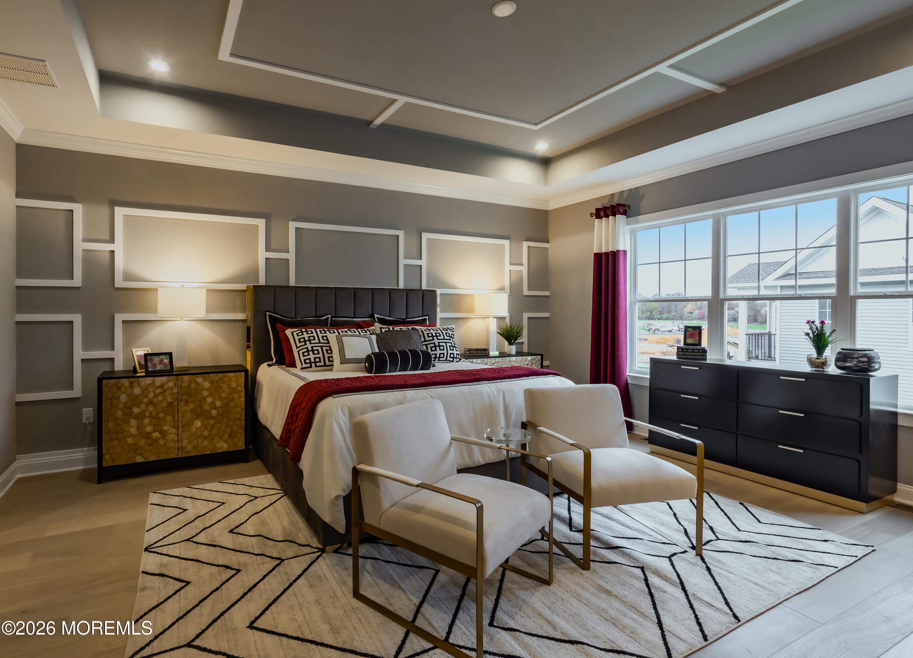 5 American Way Image 4