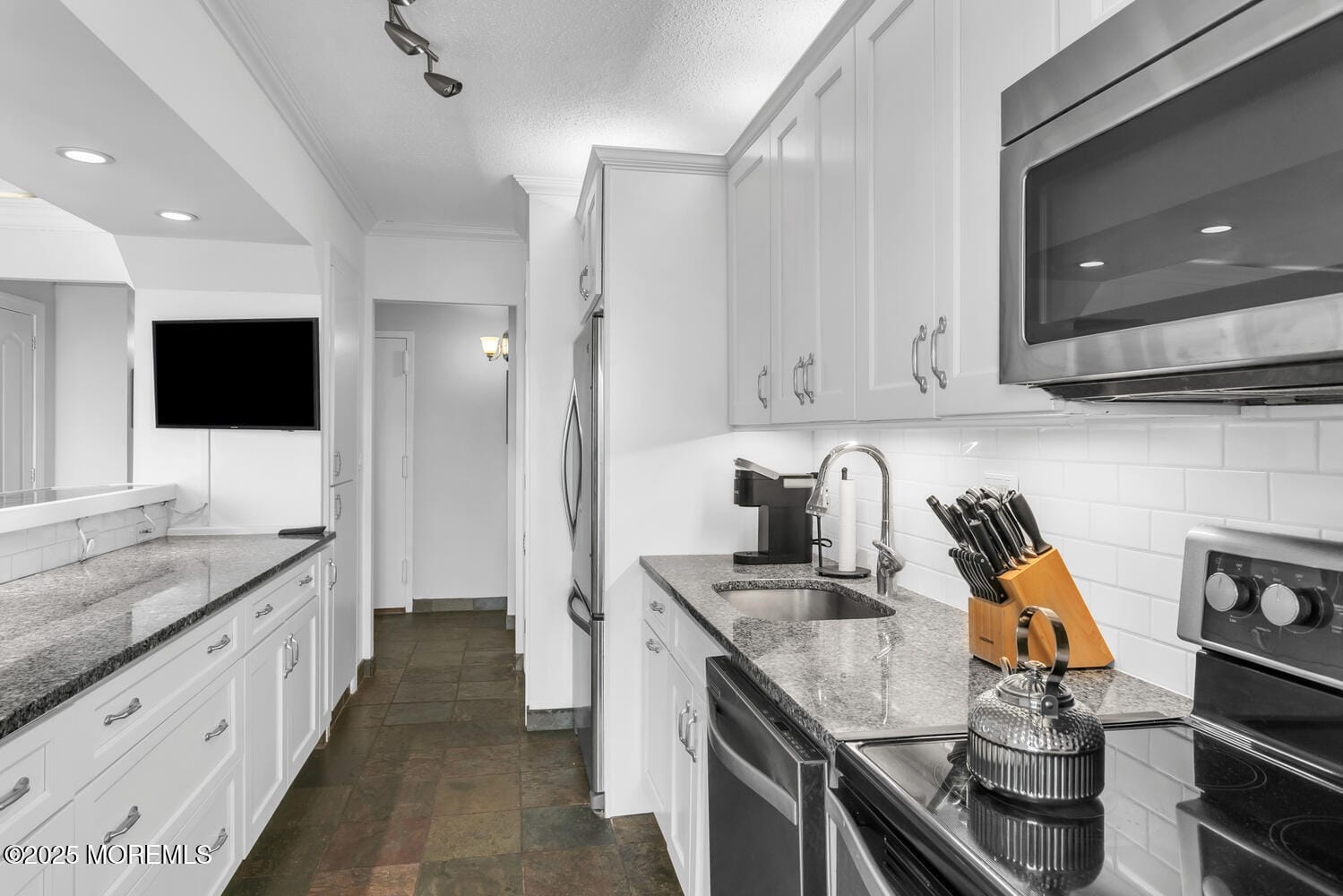 1 Channel Drive 705, Monmouth Beach, NJ, 07750 image 11