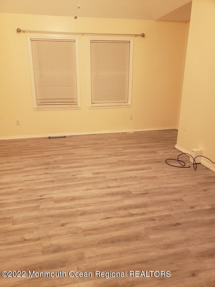 683 Mantoloking Road Image 4