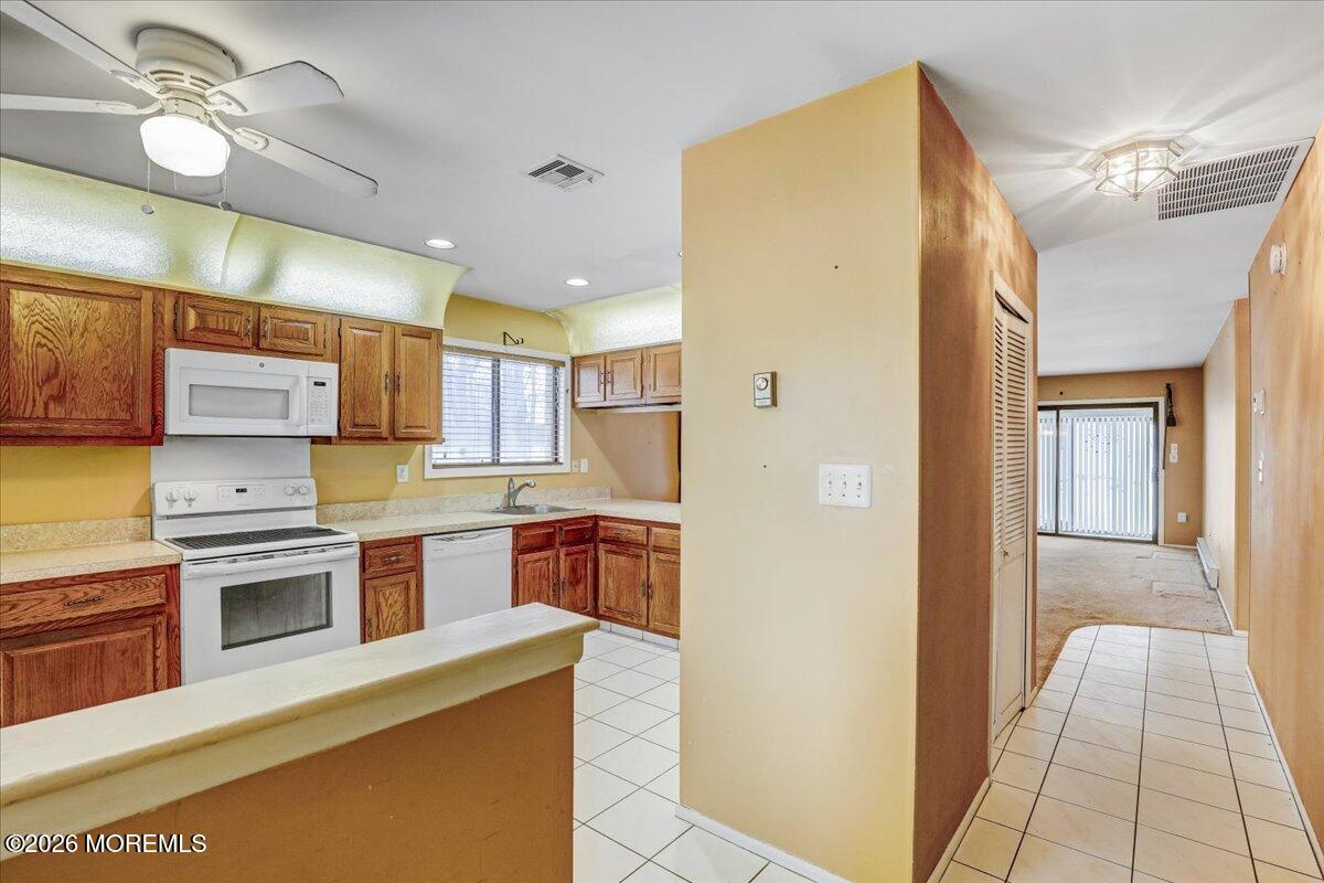 239 Medford Court A Image 4