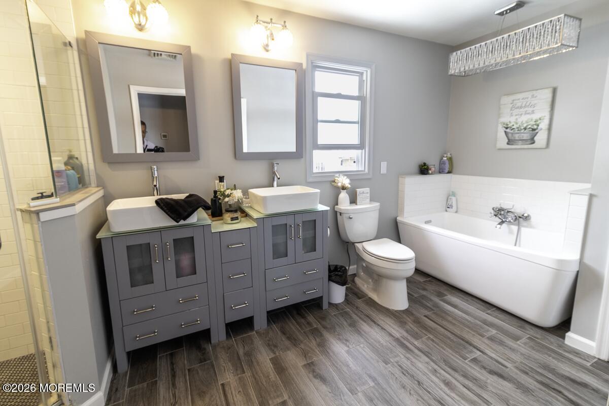 866 Sterling Avenue, Brick, NJ, 08723 image 23