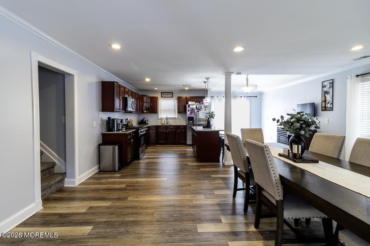 866 Sterling Avenue Image 5