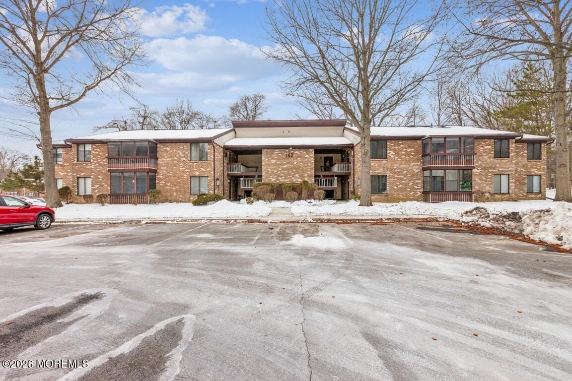 162 Cross Slope Court A, Manalapan, NJ, 07726