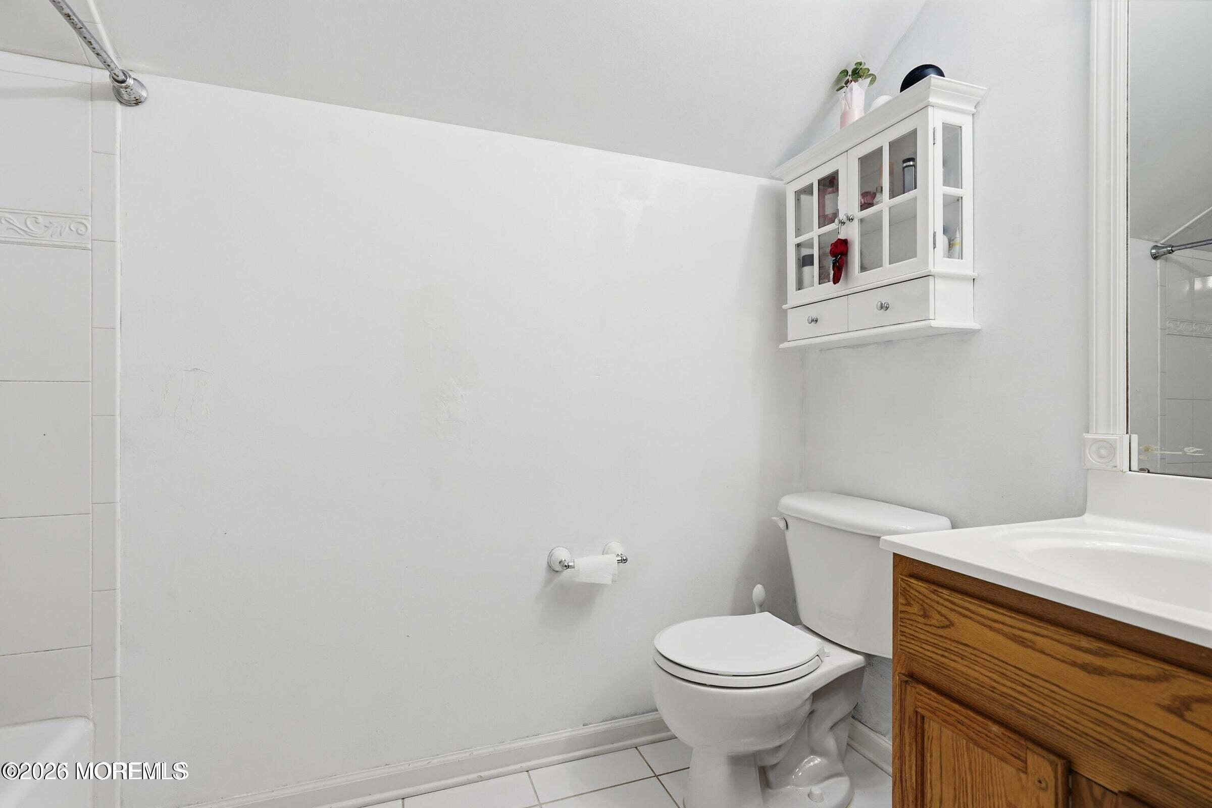 12 Risa Benjamin Way, Freehold, NJ, 07728 image 18