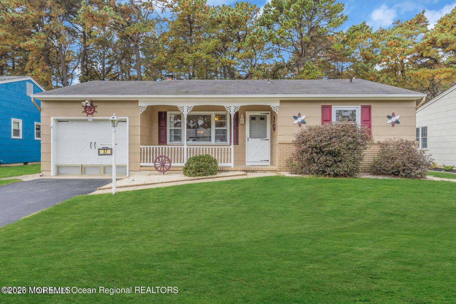 37 Zeeland Drive Image 5