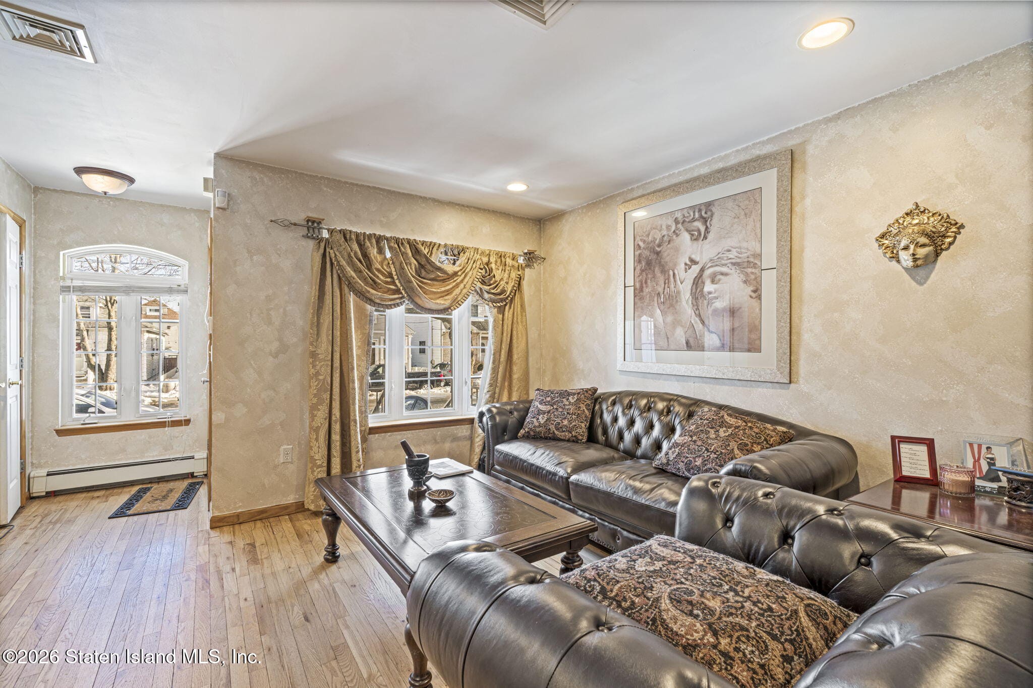 53 Weed Avenue Image 4