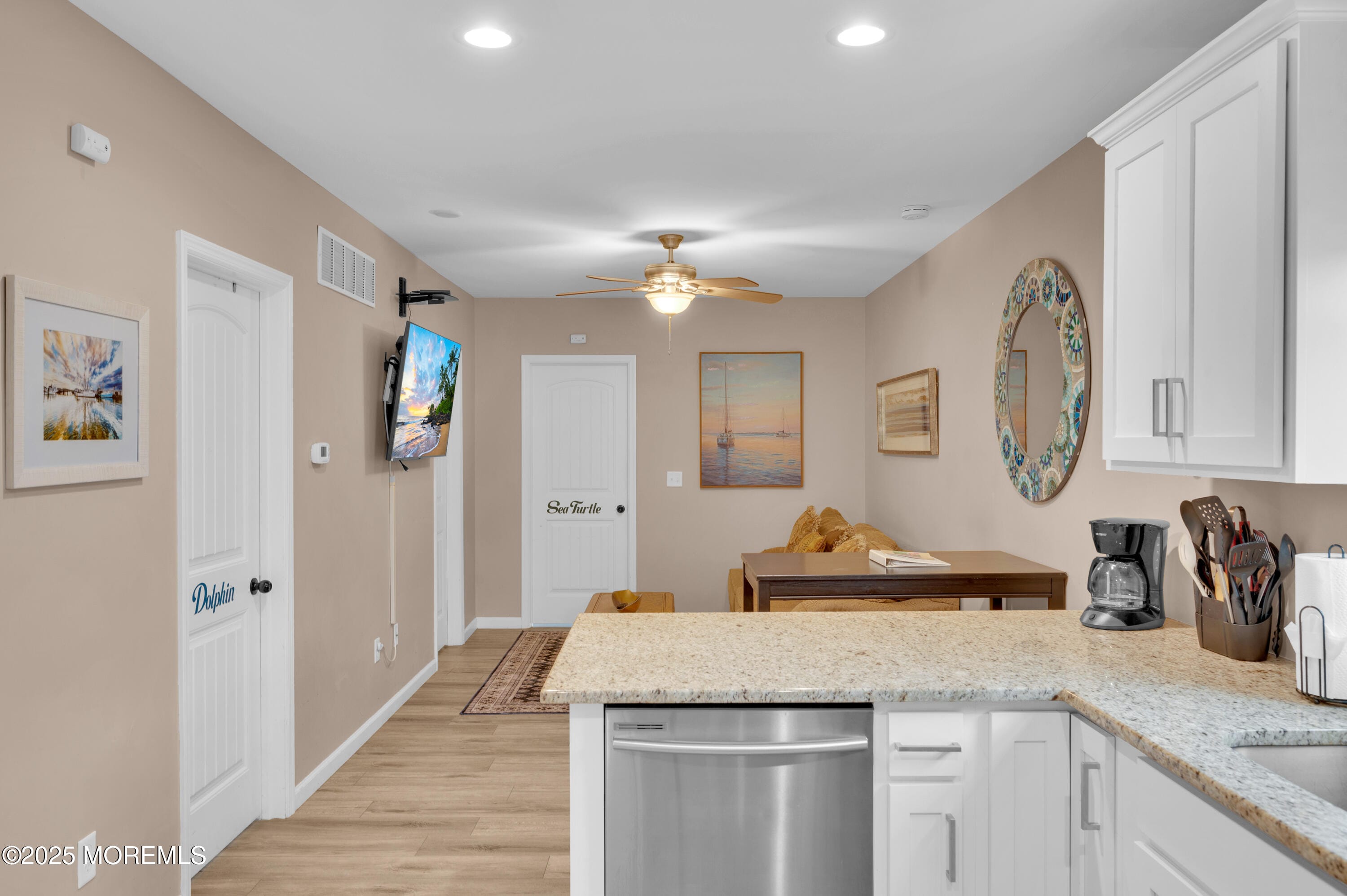 241 Hiering Avenue Image 5