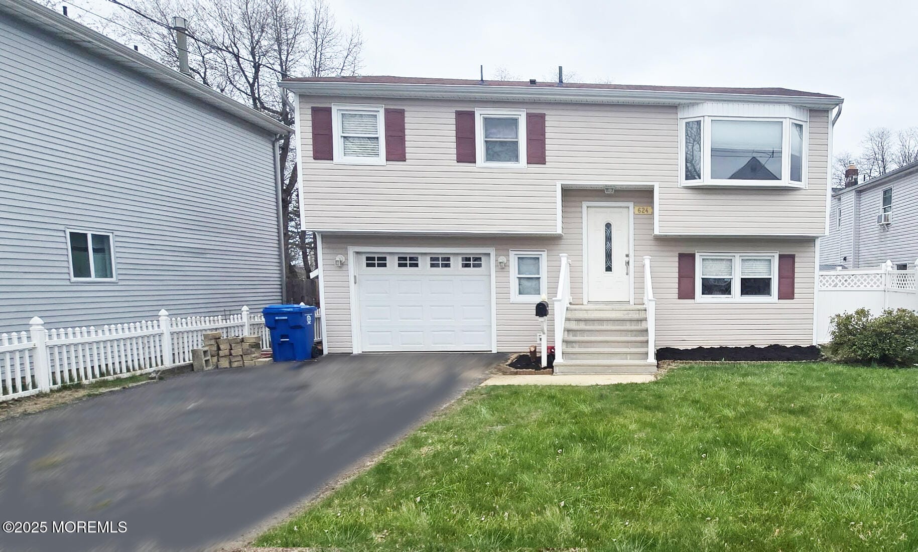 624 Hudson Avenue, Port Monmouth, NJ, 07758