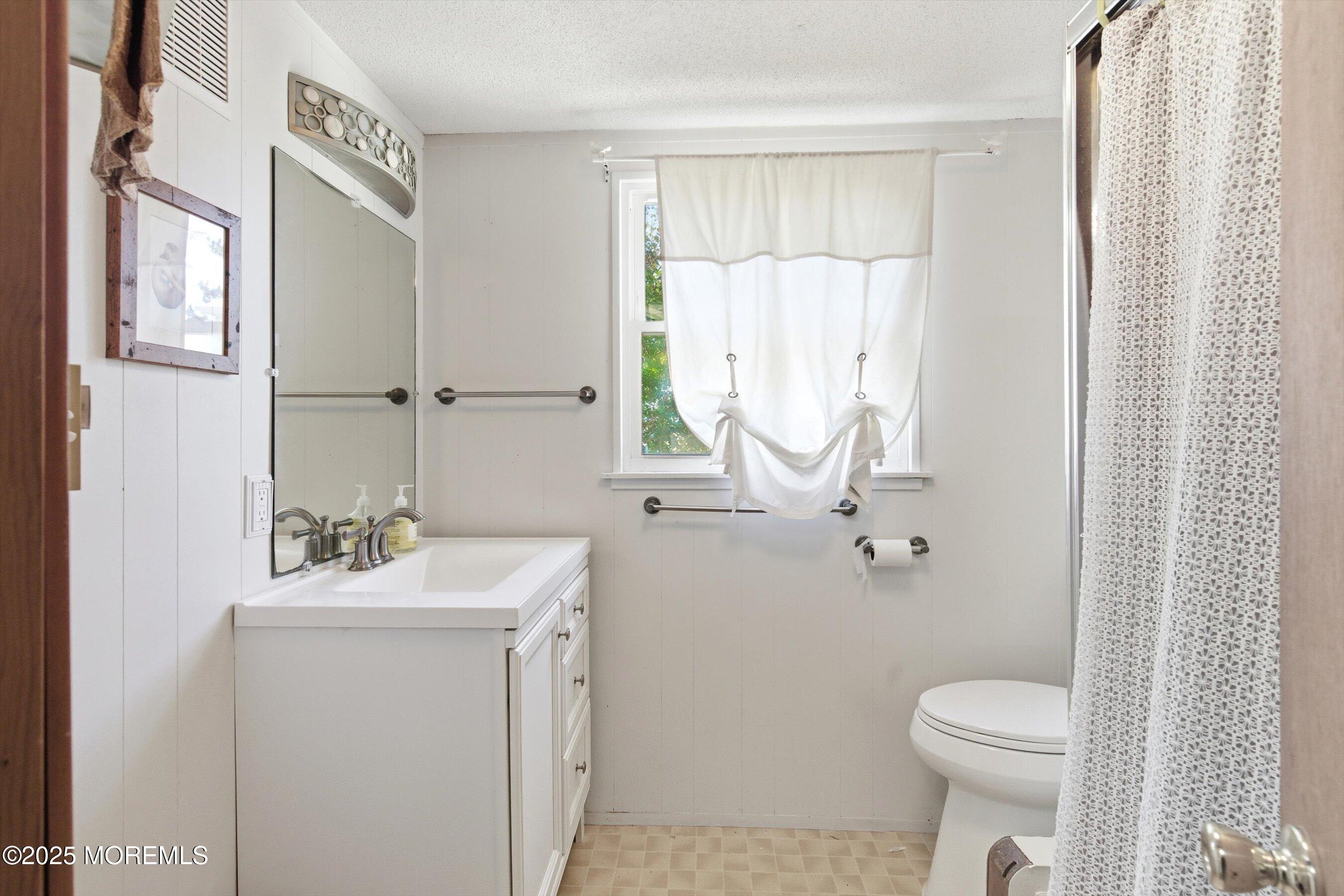 2 Northeast Drive, Manahawkin, NJ, 08050 image 20