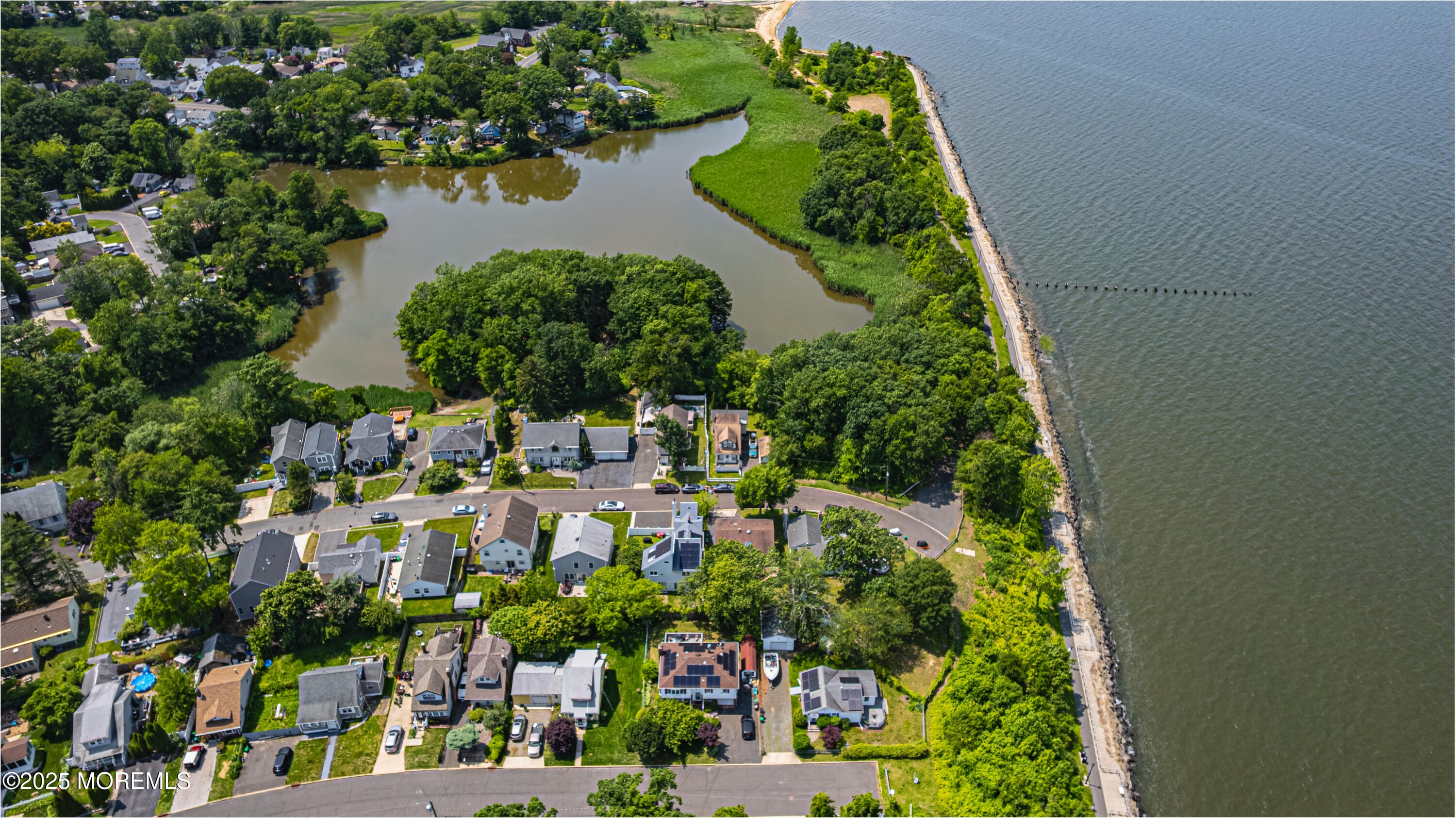 76 Woodland Drive Image 4