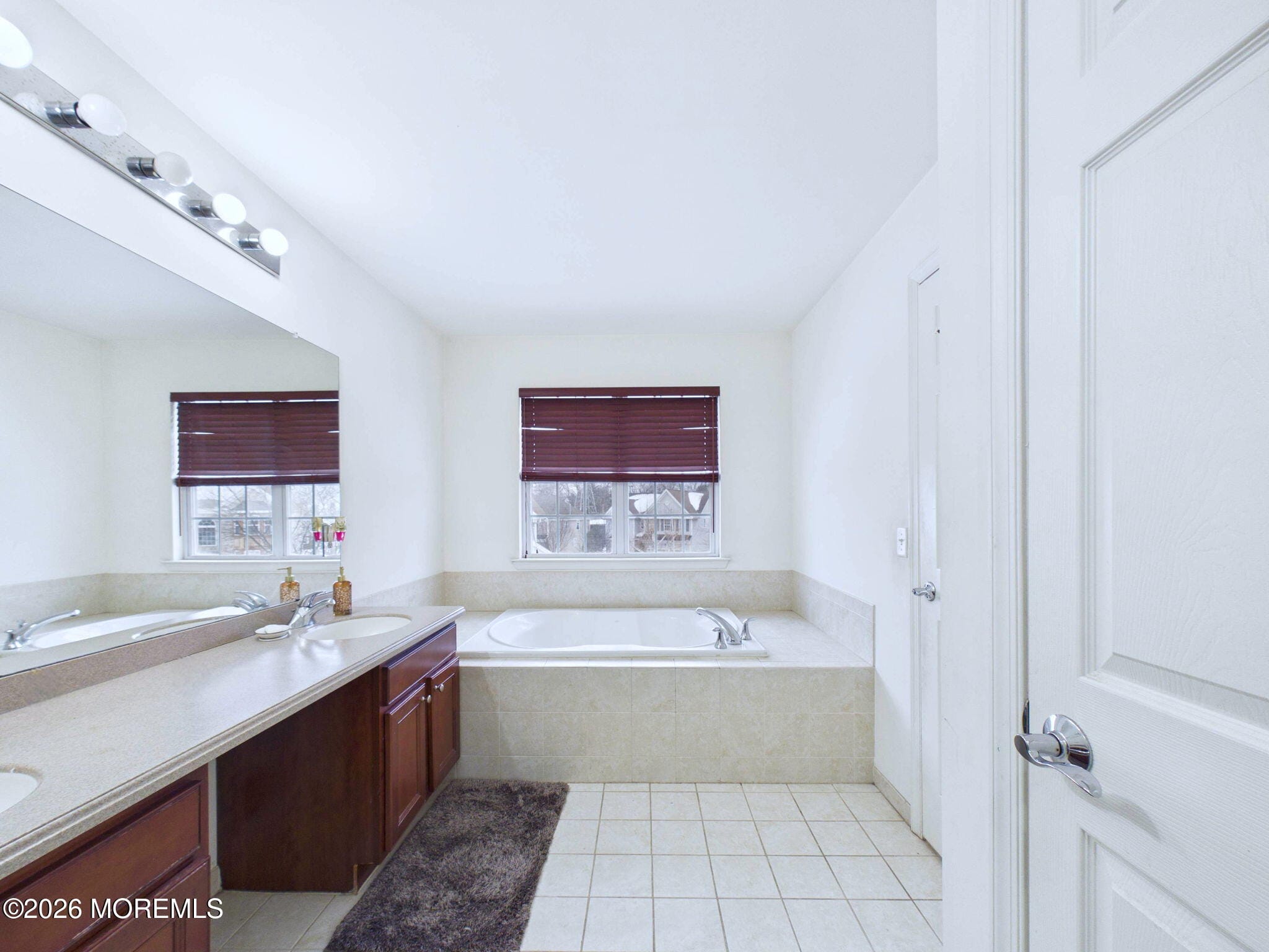 13 Skurka Court, Sayreville, NJ, 08872 image 17