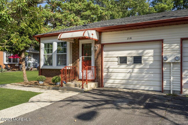 81 Milford Avenue A Image 2