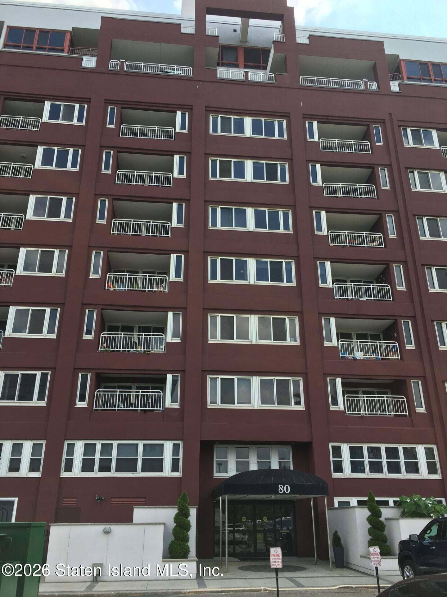 80 Bay Street Landing 9c Image 1