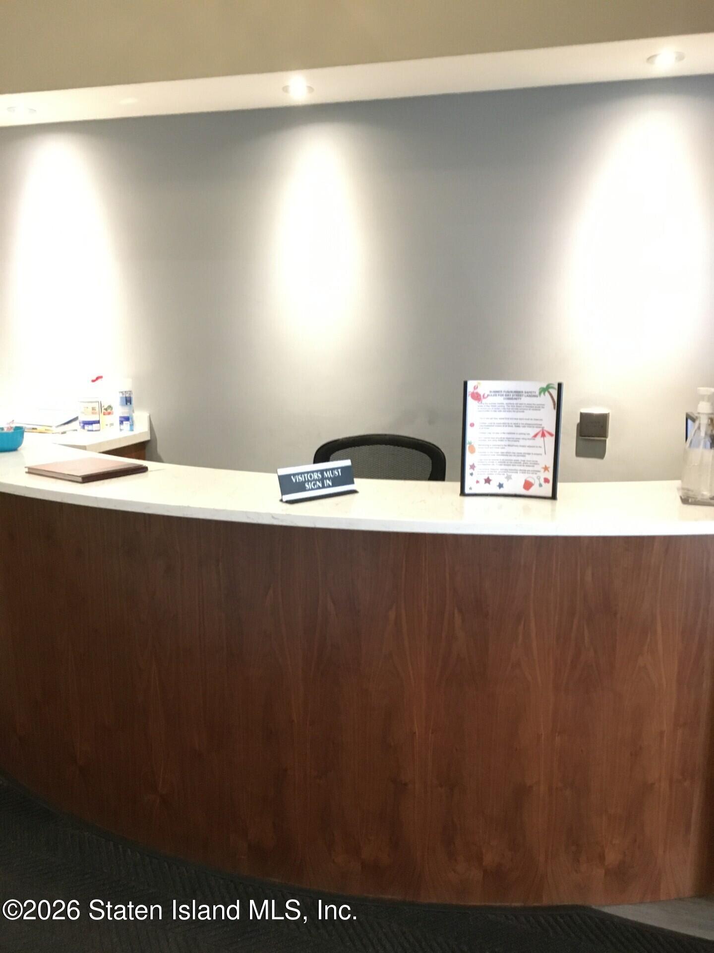 80 Bay Street Landing 9c Image 2