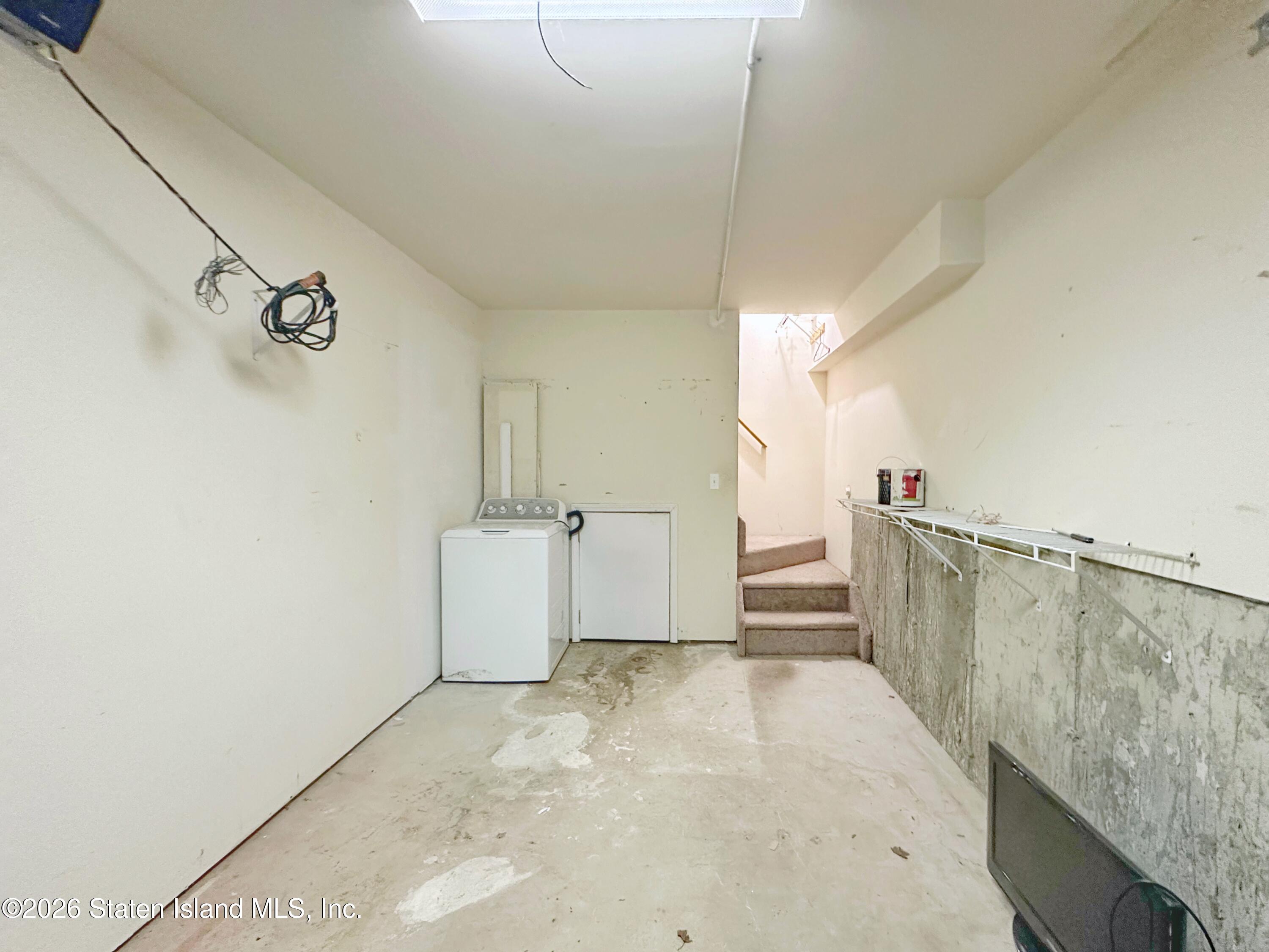 147 Dartmouth Loop, Staten Island, NY, 10306 image 17