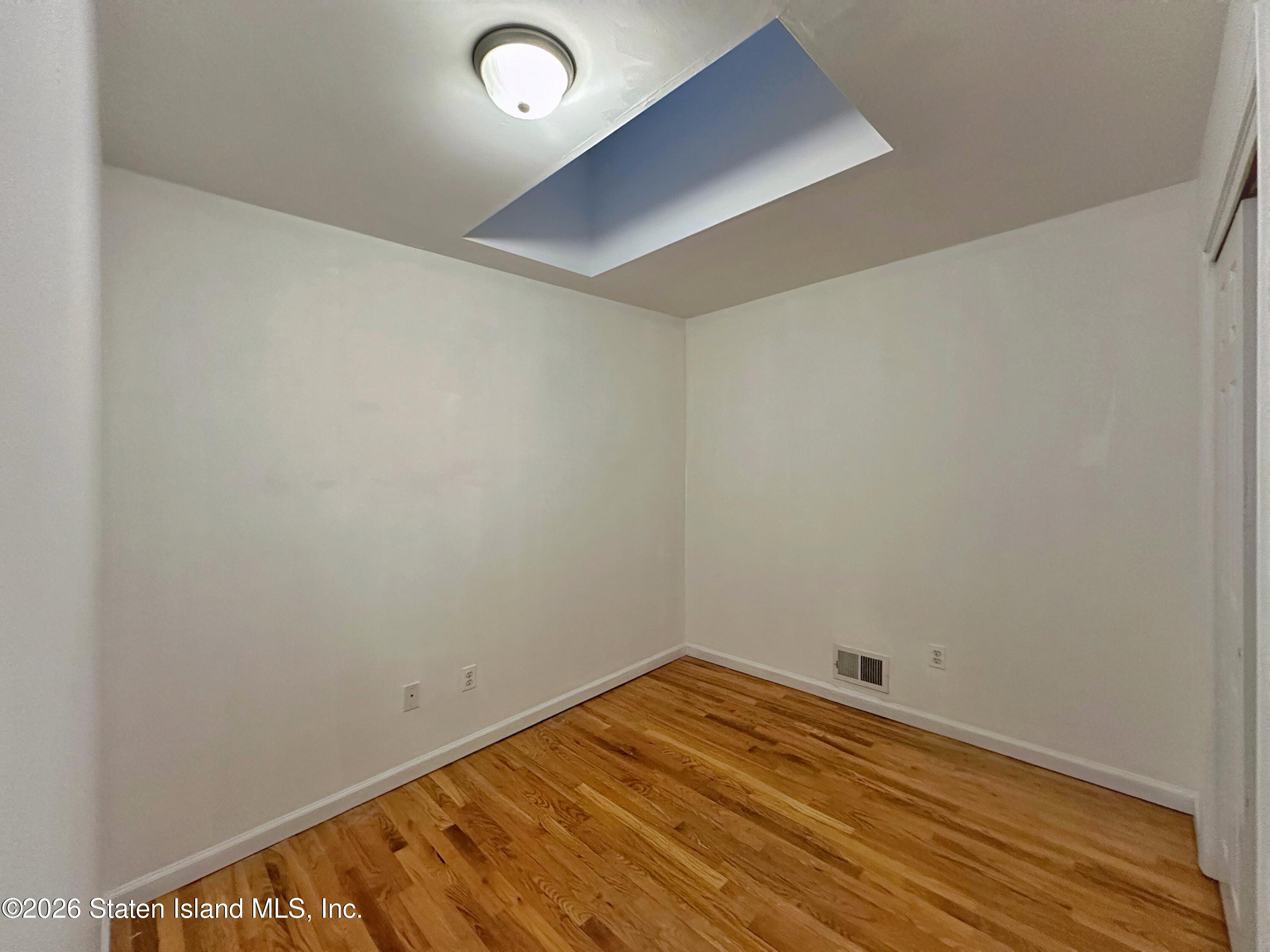 147 Dartmouth Loop, Staten Island, NY, 10306 image 12