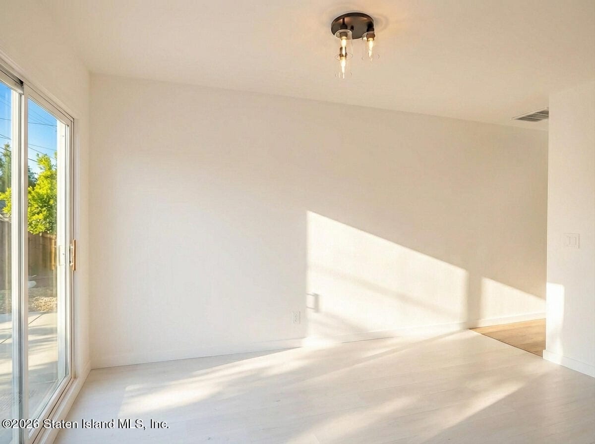 14 Reid Avenue, Staten Island, NY, 10305 image 10