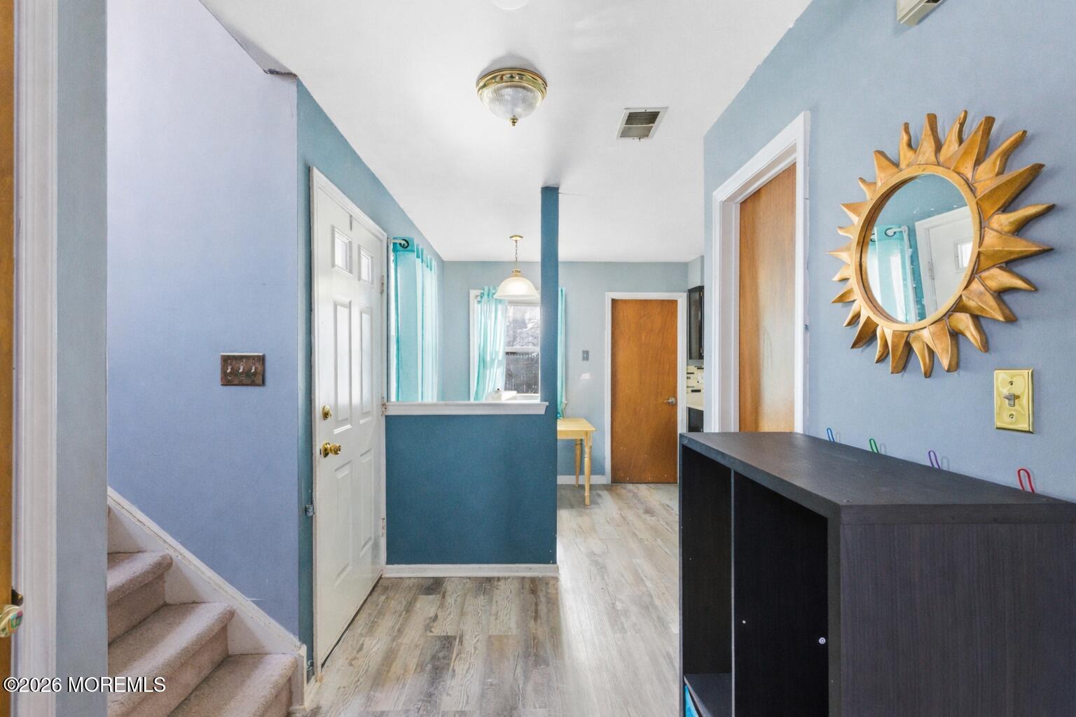 14 Holmes Court Image 3