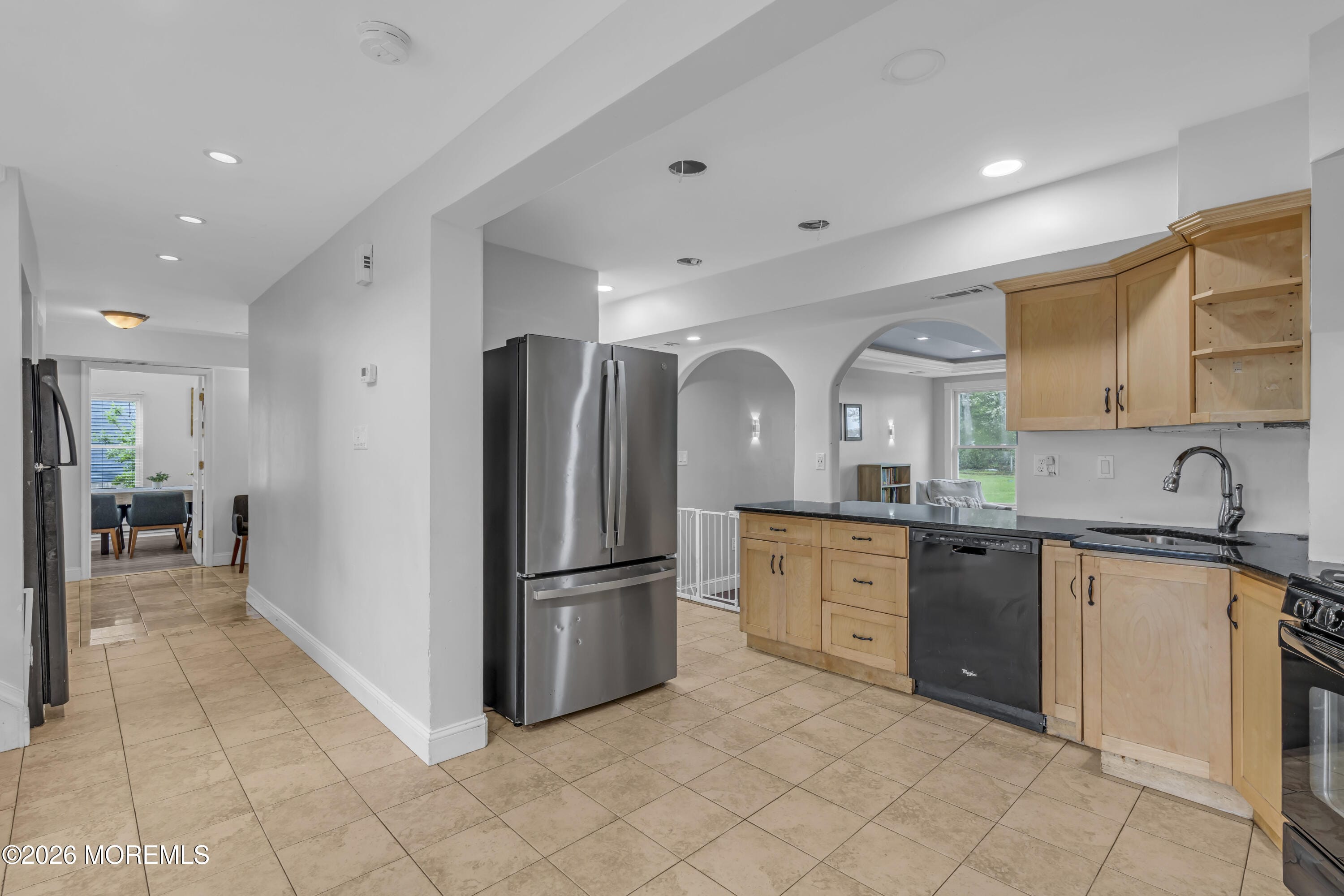 1584 Alamitos Drive Image 1