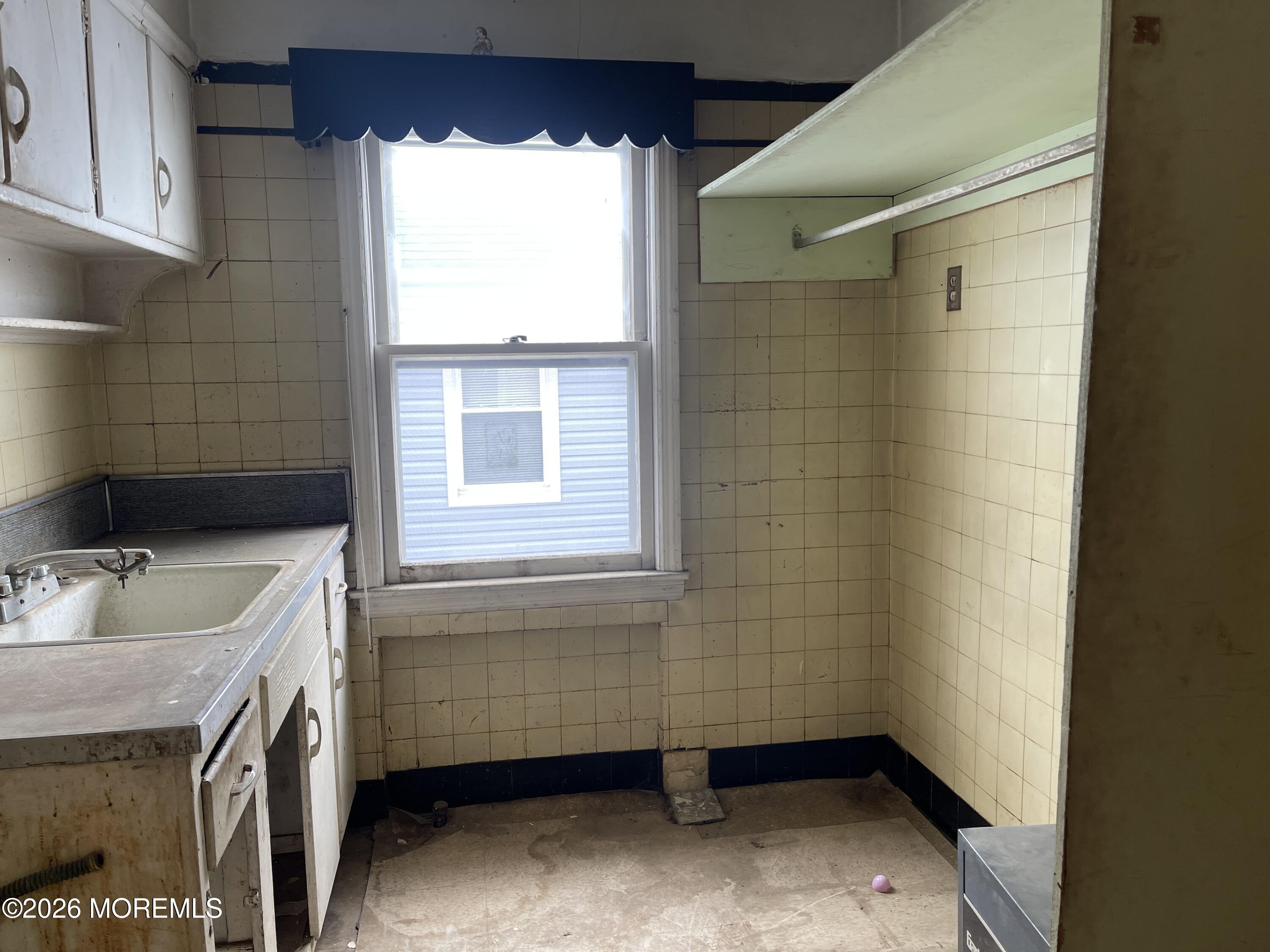 12 Broadway, Bayonne, NJ, 07002 image 9