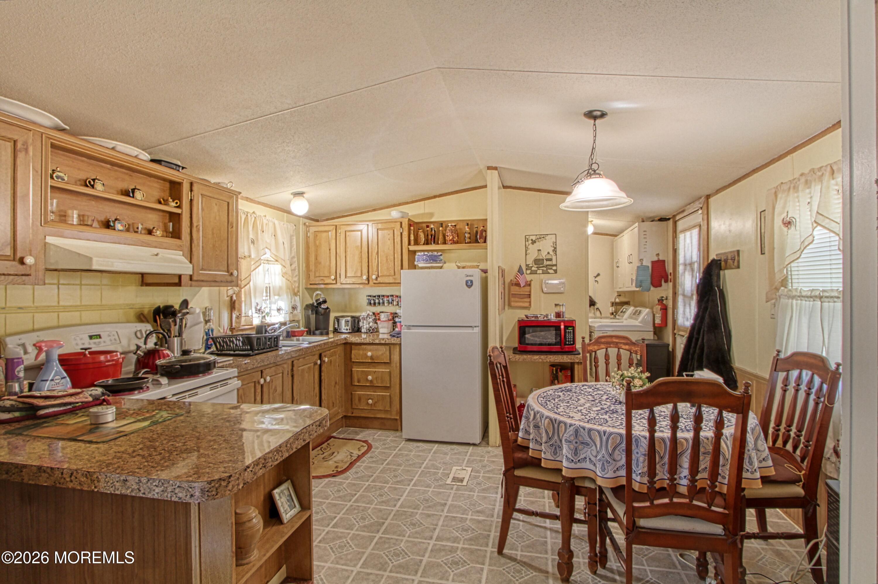 42 Woodchuck Parkway Image 3