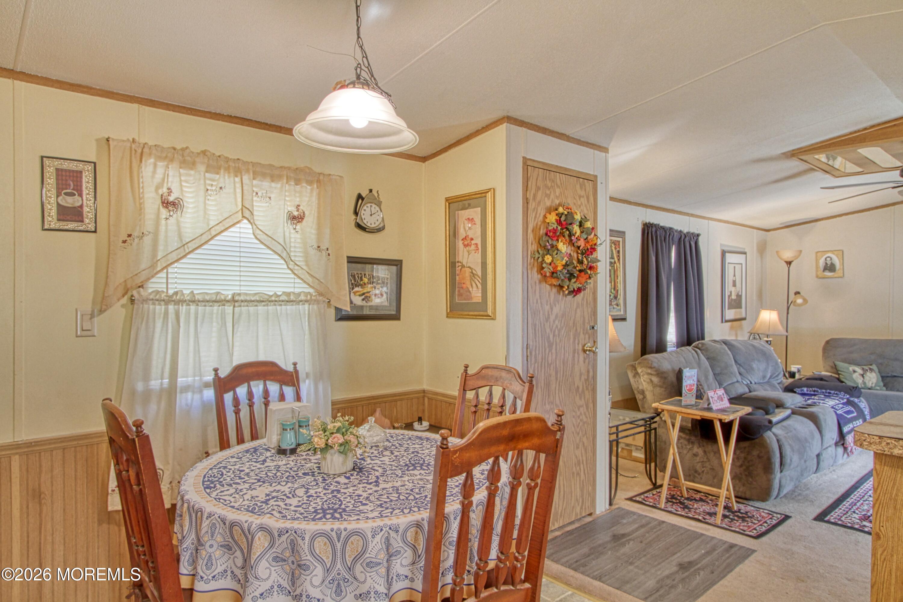 42 Woodchuck Parkway Image 4