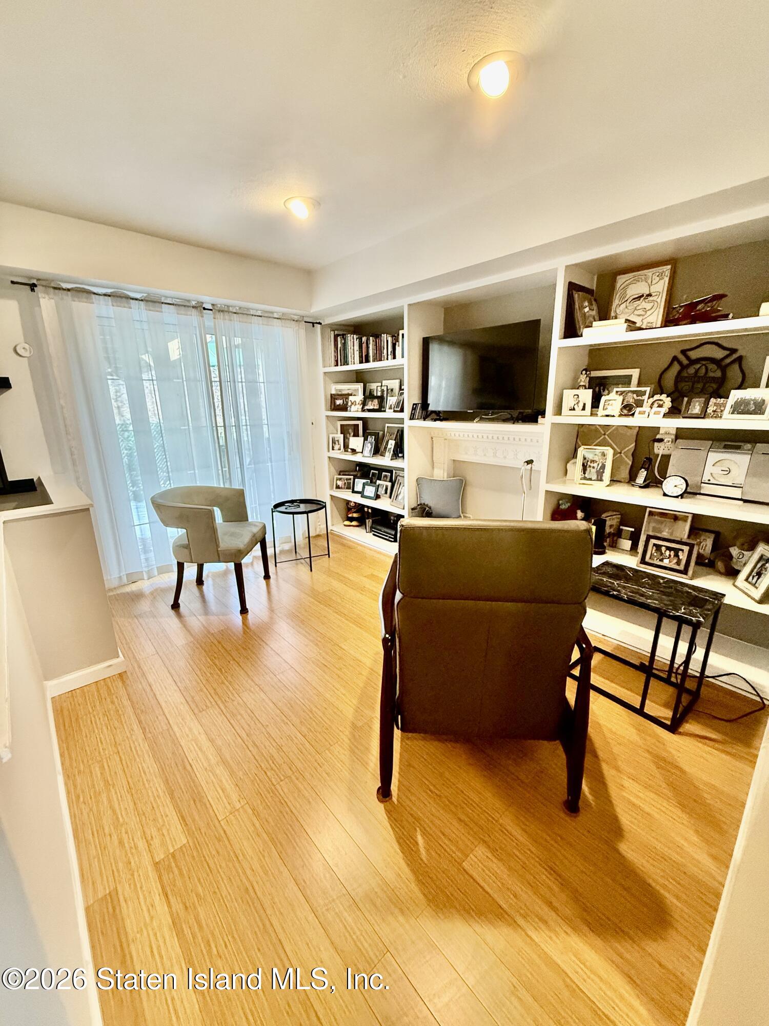 100 N Railroad Avenue, Staten Island, NY, 10304 image 19