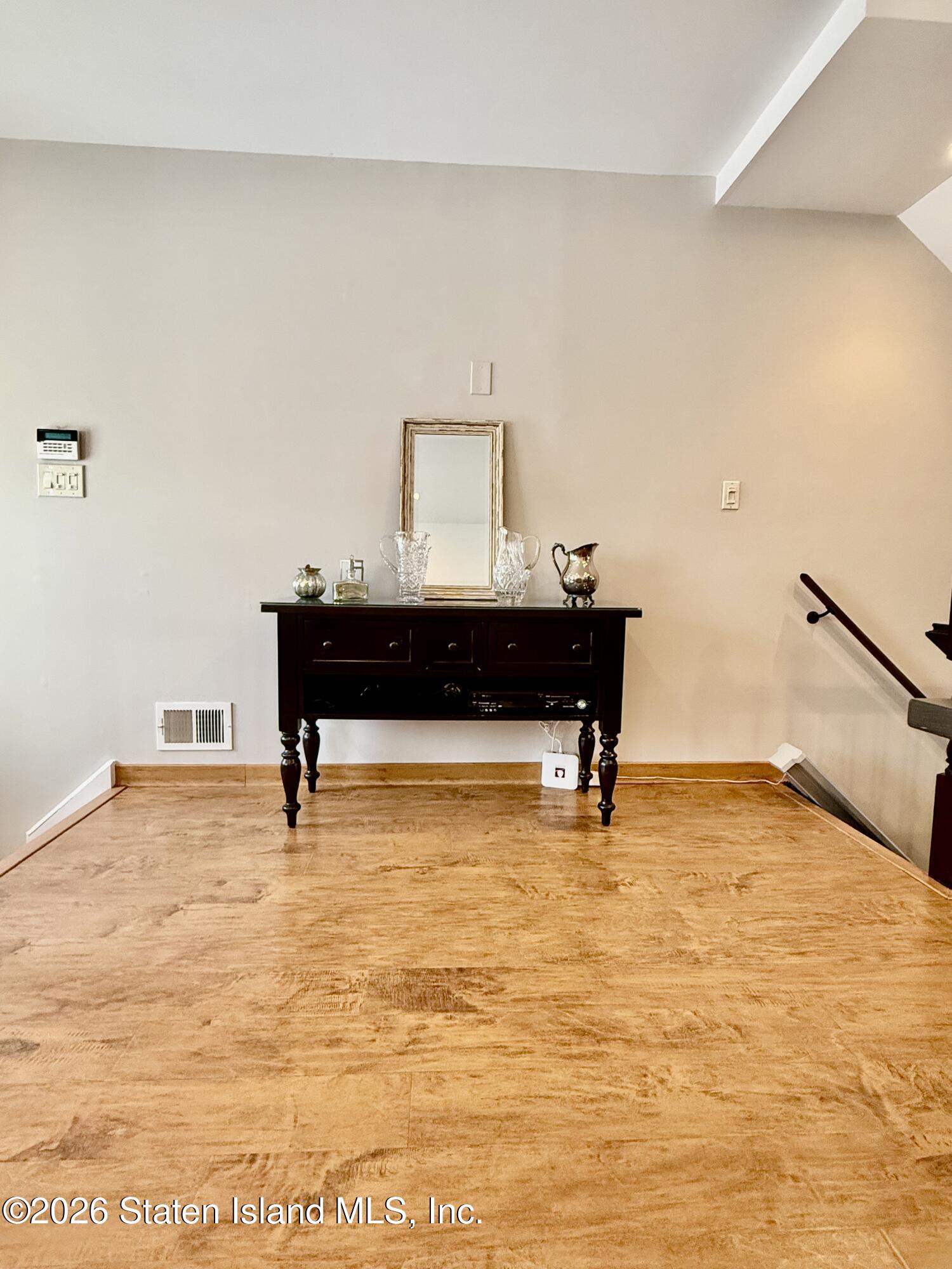 100 N Railroad Avenue, Staten Island, NY, 10304 image 33