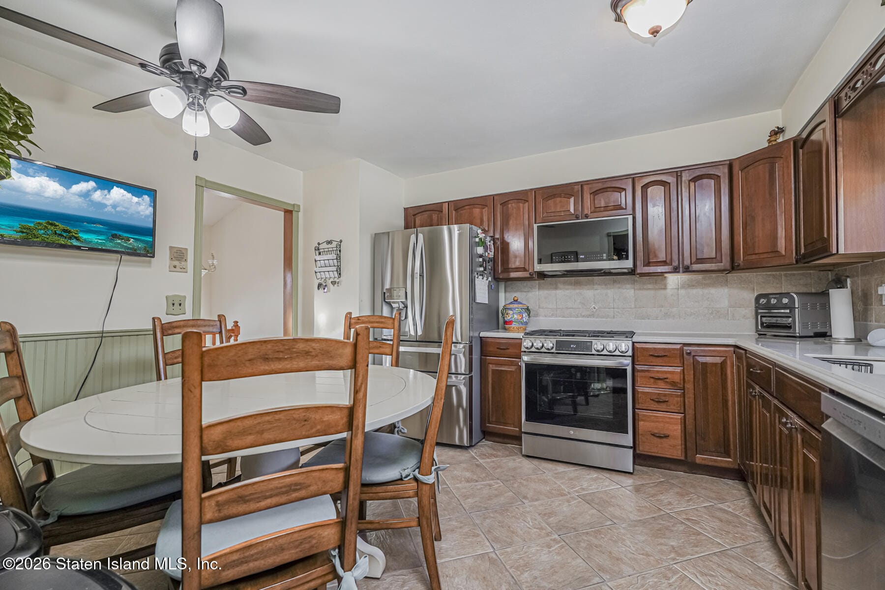 317 Darlington Avenue, Staten Island, NY, 10312 image 11