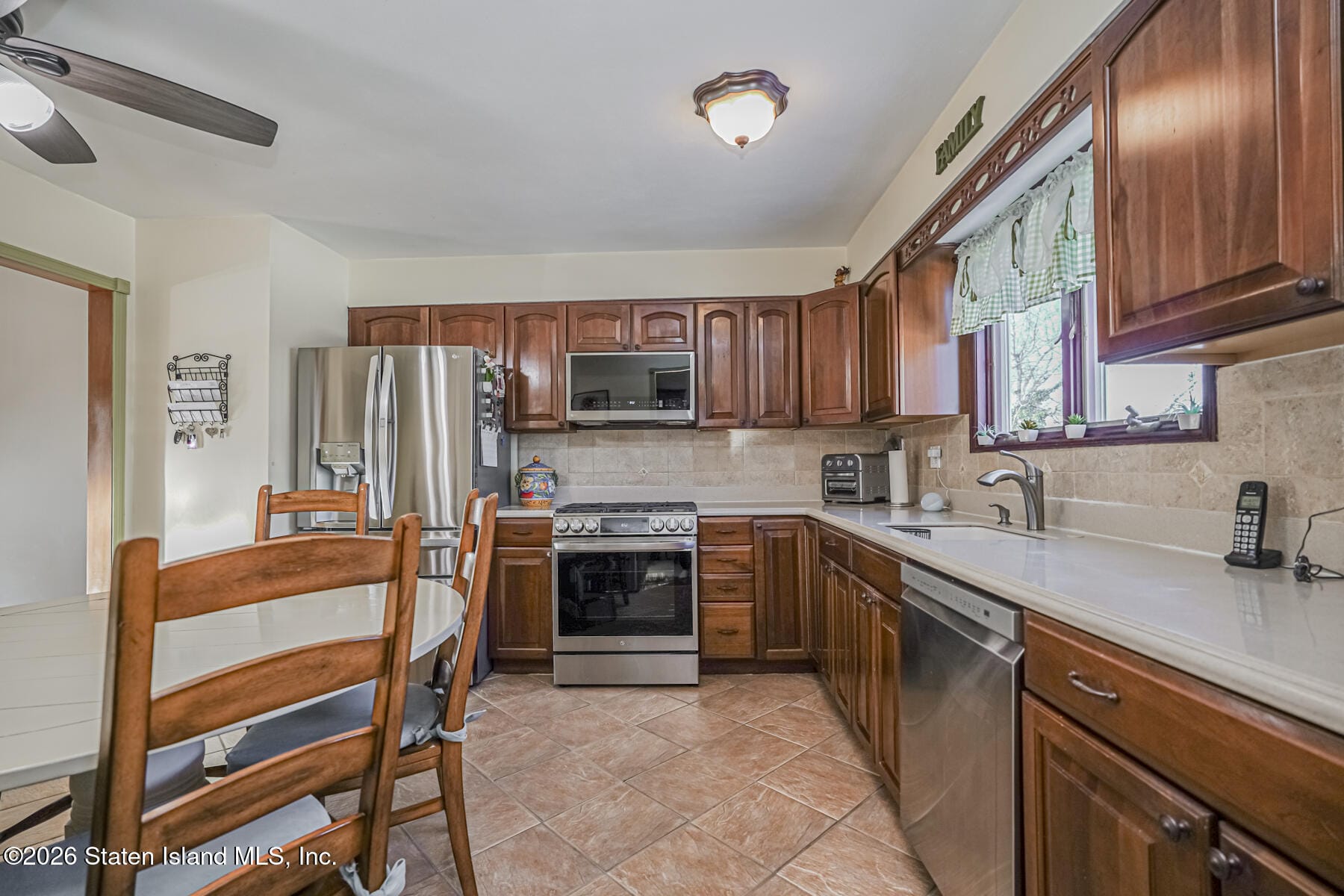 317 Darlington Avenue, Staten Island, NY, 10312 image 12