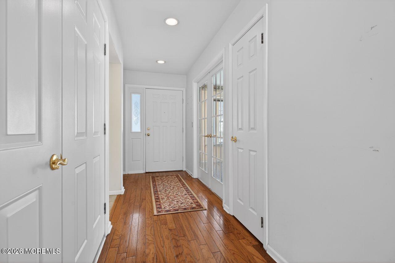 1223A Thornbury Lane Image 4