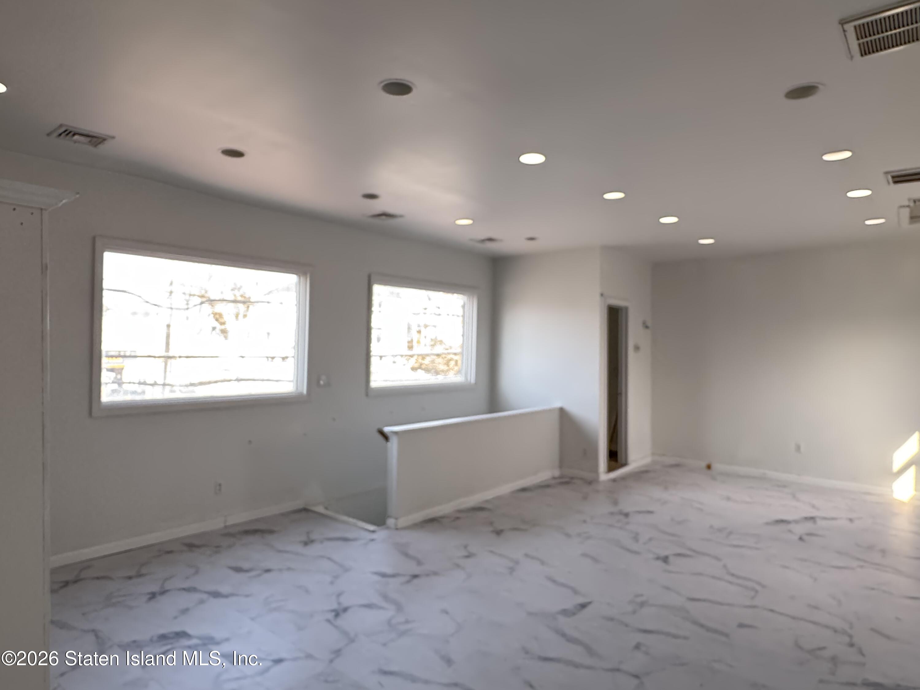 3990 Hylan Boulevard, Staten Island, NY, 10308 image 17