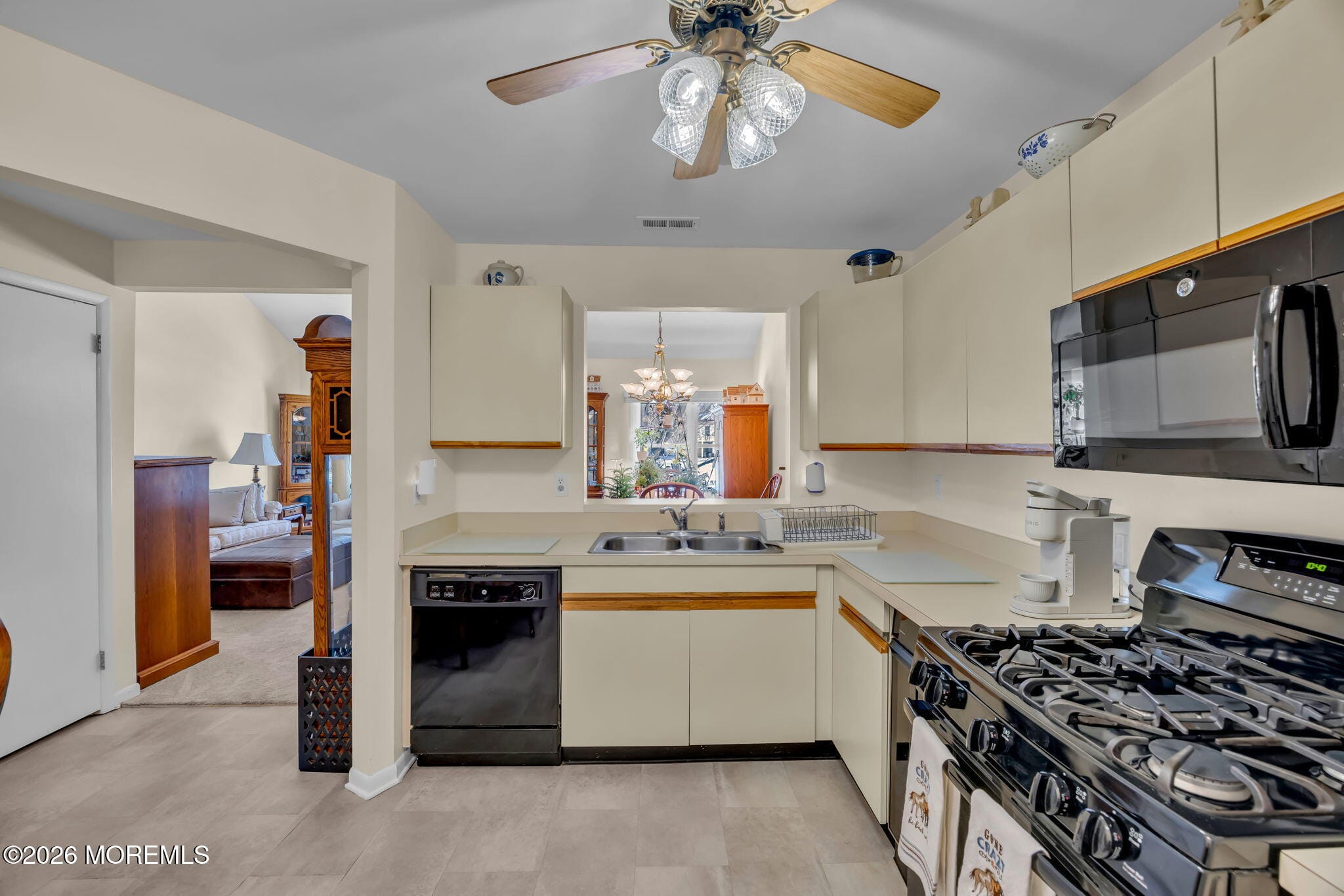 26 Aspen Avenue, Englishtown, NJ, 07726 image 20