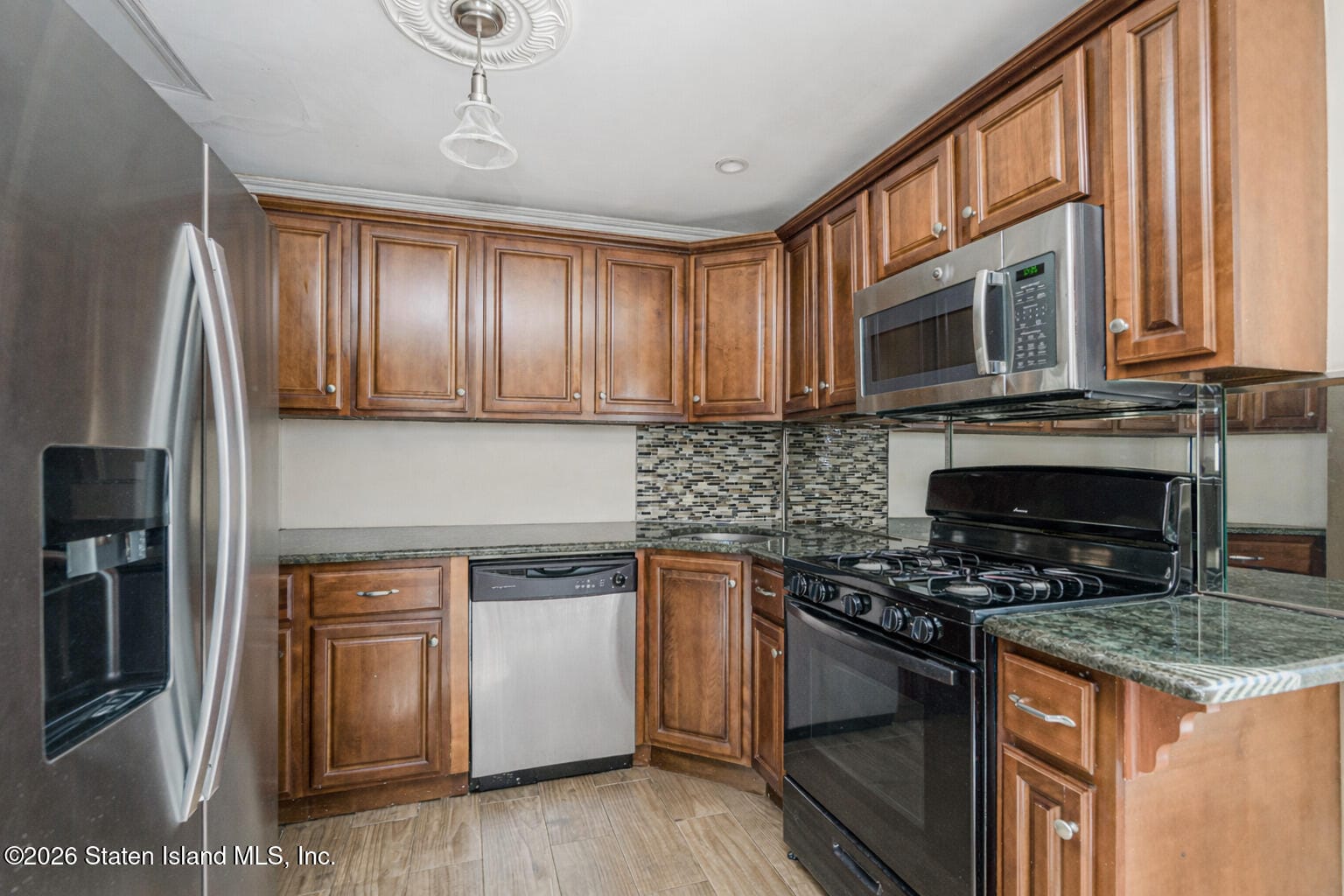 370 Albourne Avenue, Staten Island, NY, 10309 image 50