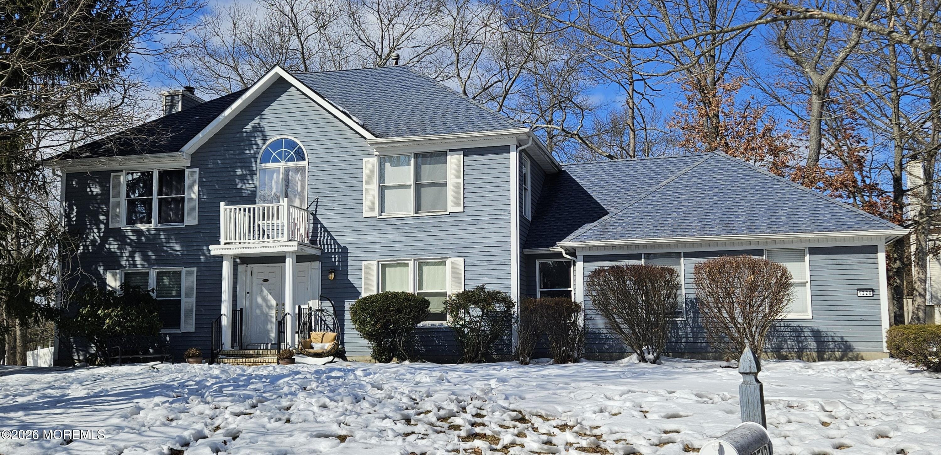 1220 Fox Hollow Drive Image 4