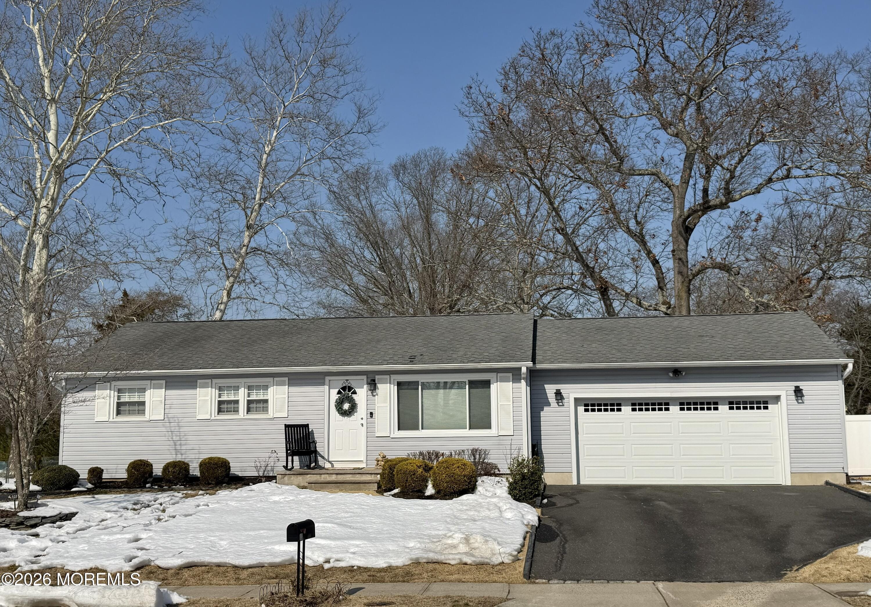 43 Lake Drive, Howell, NJ, 07731