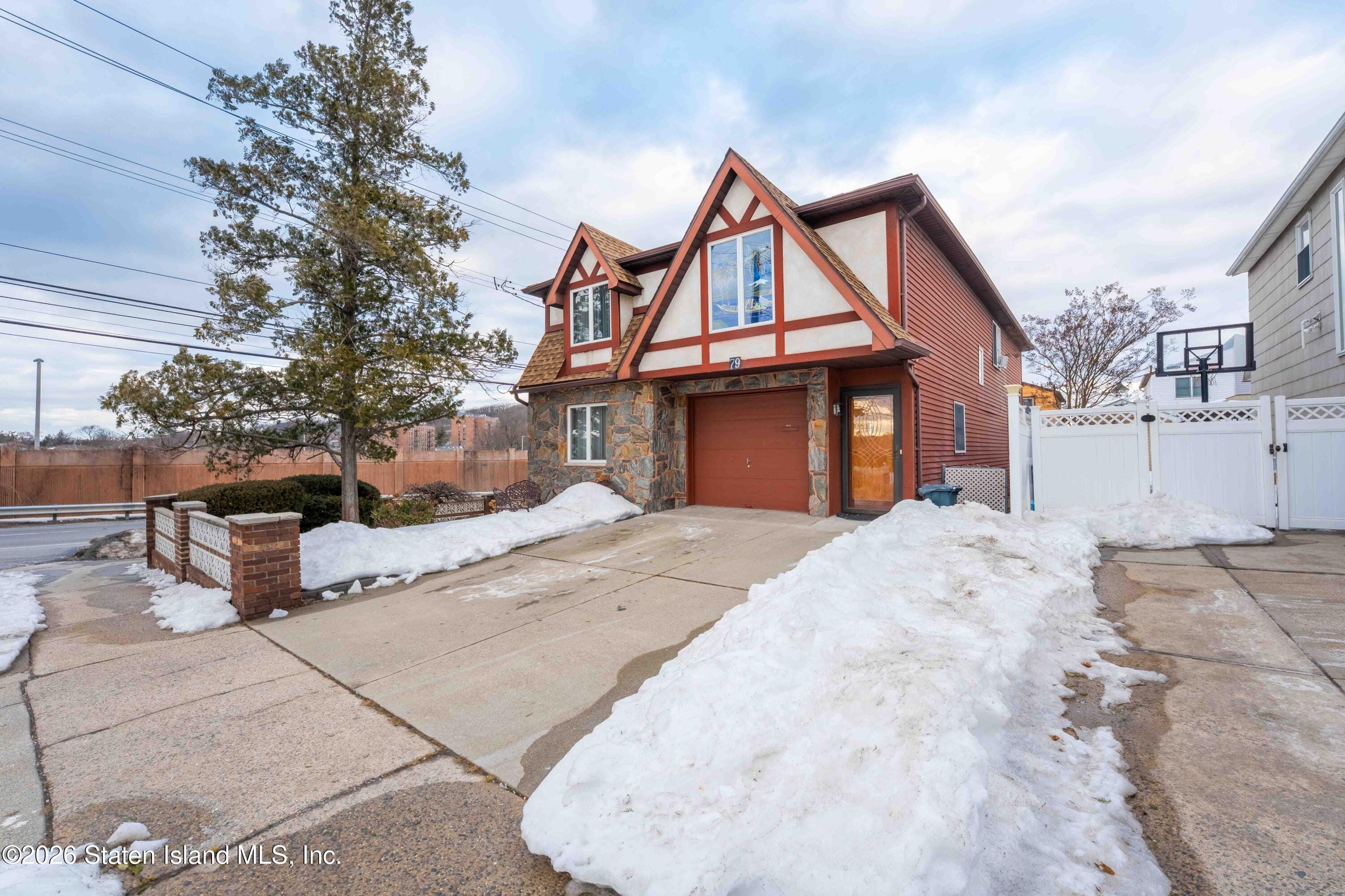 79 Endor Avenue Image 4