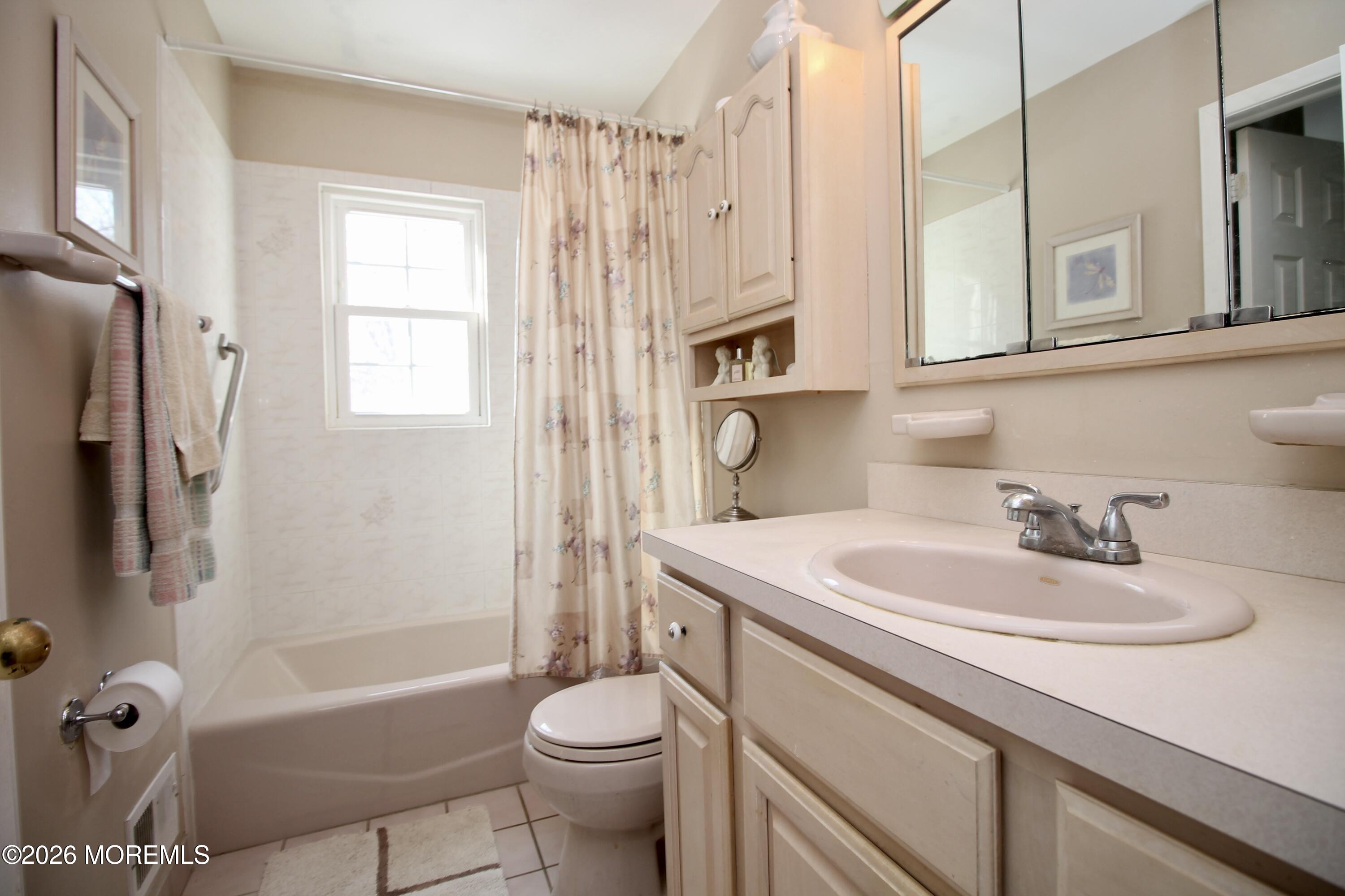 61 Joysan Terrace, Freehold, NJ, 07728 image 27