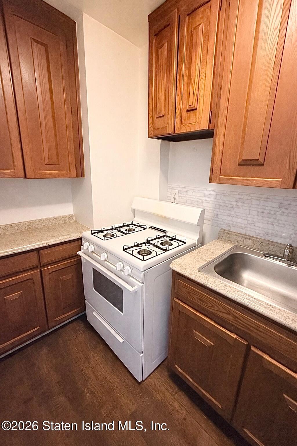 1000 Clove Road 6f Image 4