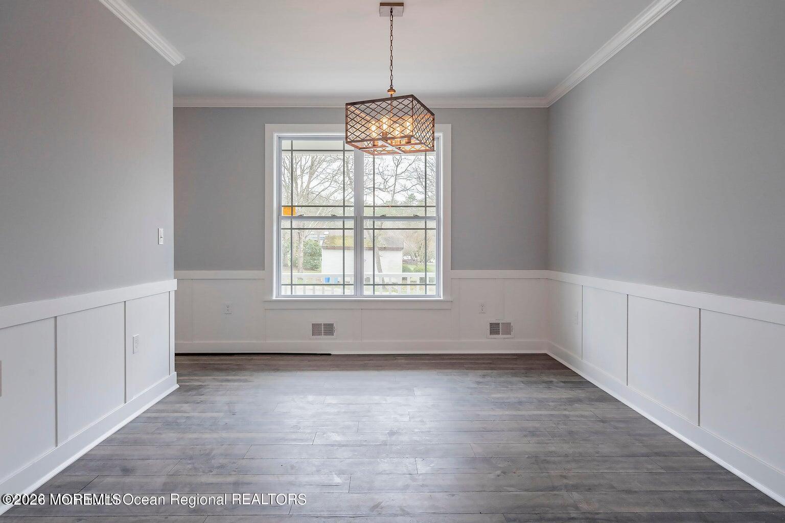 751 Leeward Avenue Image 5