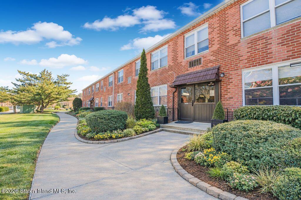 28 Fenway Circle 2-2, Staten Island, NY, 10308 image 12
