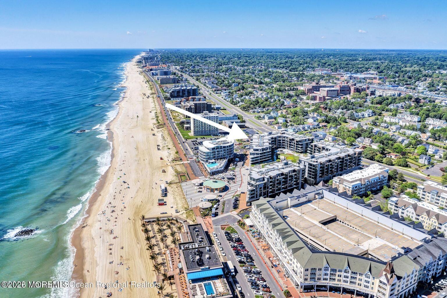 15 Morris Avenue 525 Image 3