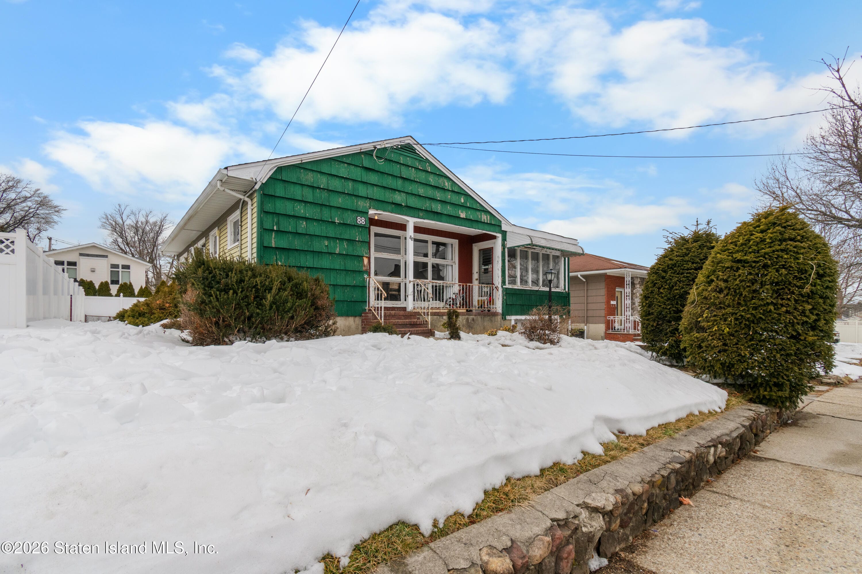 88 Ardmore Avenue Image 2