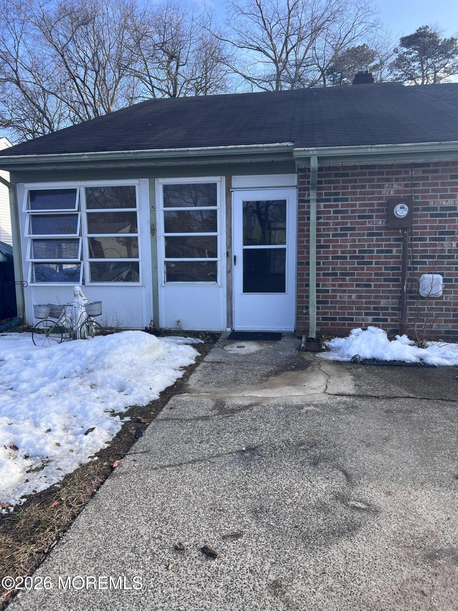 245 Lexington Drive Image 2